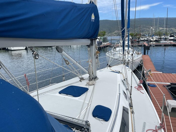 1996 Catalina 320 Photo 9 sur 87