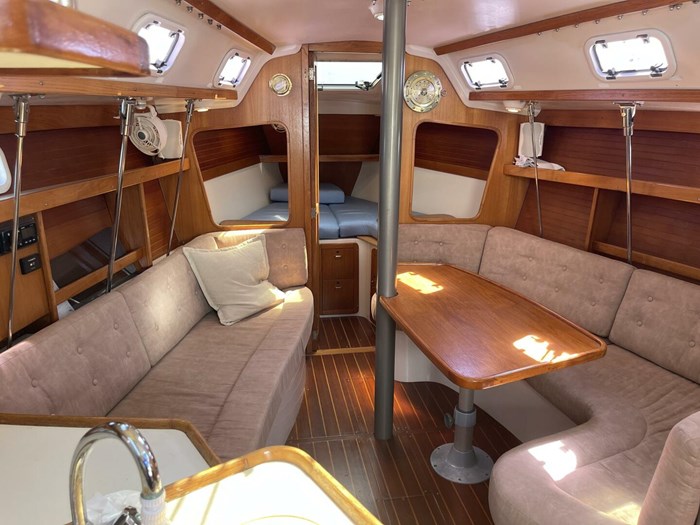 1996 Catalina 320 Photo 68 sur 87