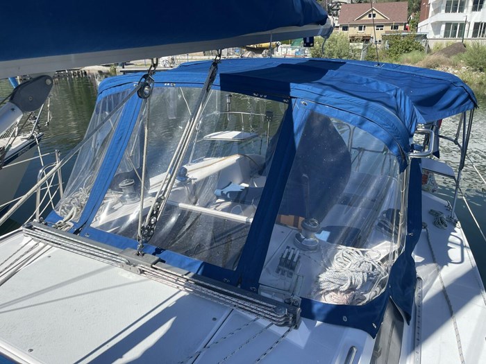 1996 Catalina 320 Photo 15 sur 87