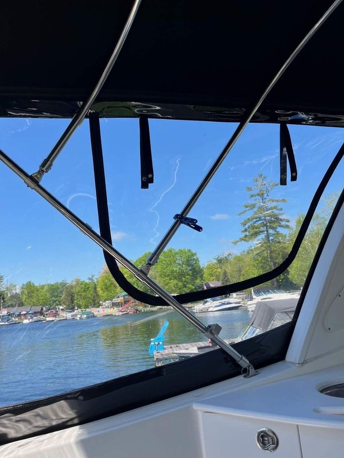 2005 Bayliner 325 Sunbridge  MC Photo 17 of 24