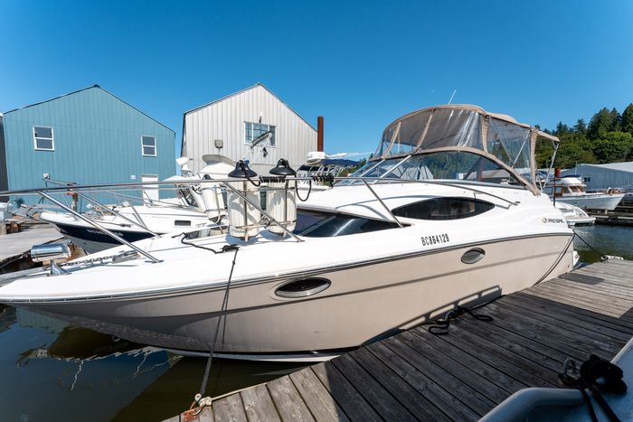 2008 Regal 2565 Photo 4 of 52