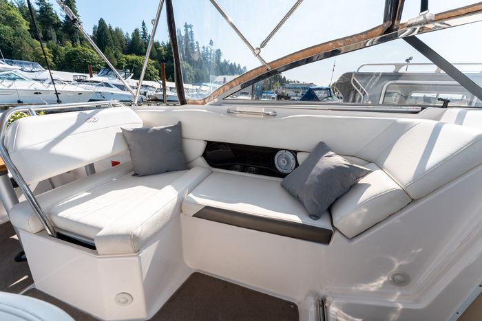 2008 Regal 2565 Photo 25 of 52