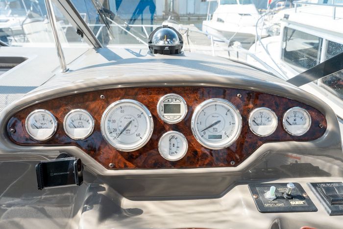 2008 Regal 2565 Photo 29 of 52