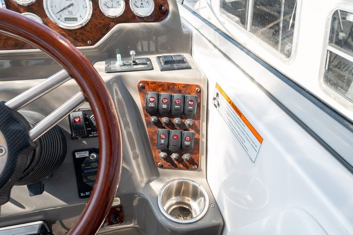 2008 Regal 2565 Photo 30 of 52