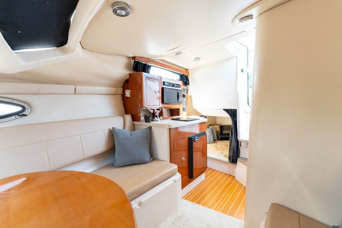 2008 Regal 2565 Photo 41 of 52