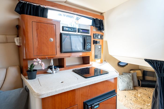 2008 Regal 2565 Photo 43 of 52