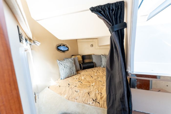 2008 Regal 2565 Photo 45 of 52