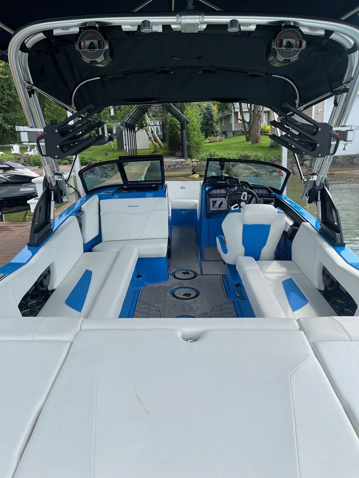 2023 MasterCraft NXT22 Photo 2 sur 3
