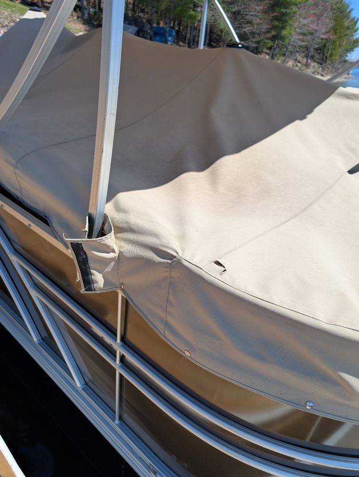 2017 Starcraft 23 CX RE Pontoon Photo 13 of 14