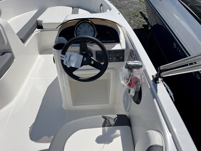 2024 Bayliner Element E18 Photo 8 sur 9