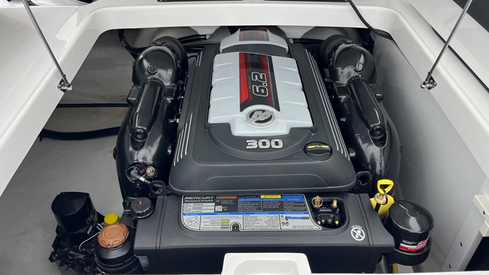 2023 Monterey 238SS Photo 11 sur 12