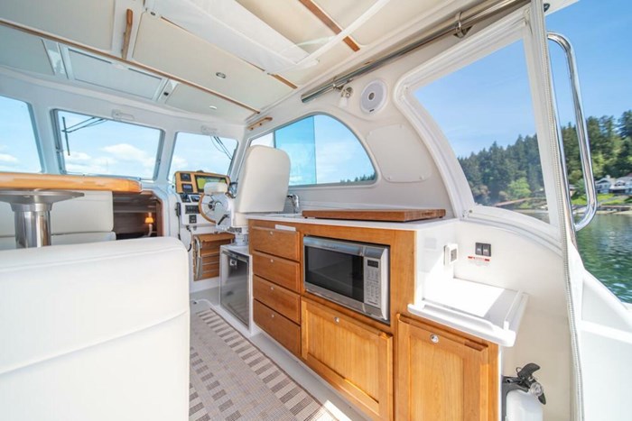 2021 Back Cove 34O Photo 9 sur 27