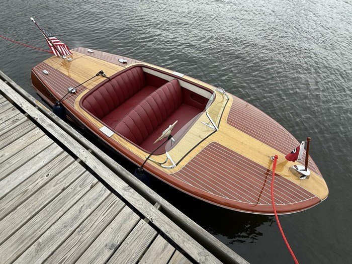 1951 Chris-Craft Riviera Photo 2 sur 42