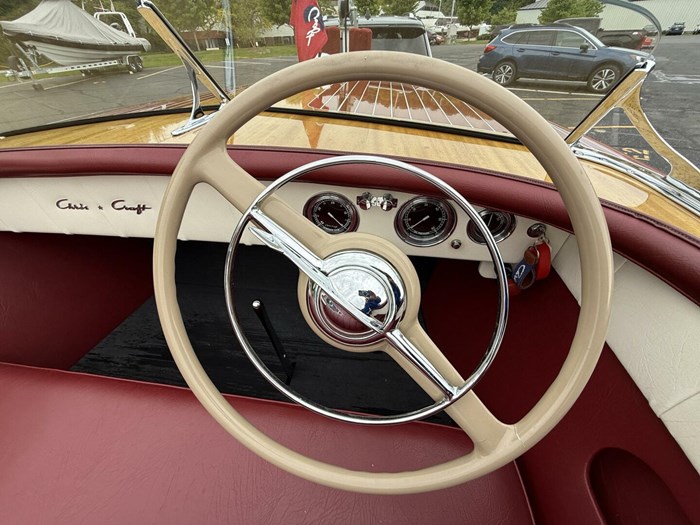 1951 Chris-Craft Riviera Photo 35 sur 42
