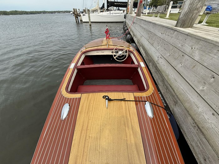 1951 Chris-Craft Riviera Photo 4 sur 42