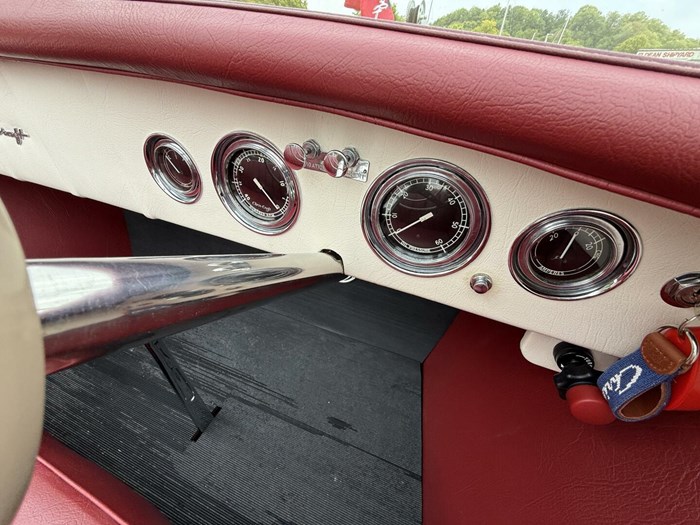 1951 Chris-Craft Riviera Photo 36 sur 42
