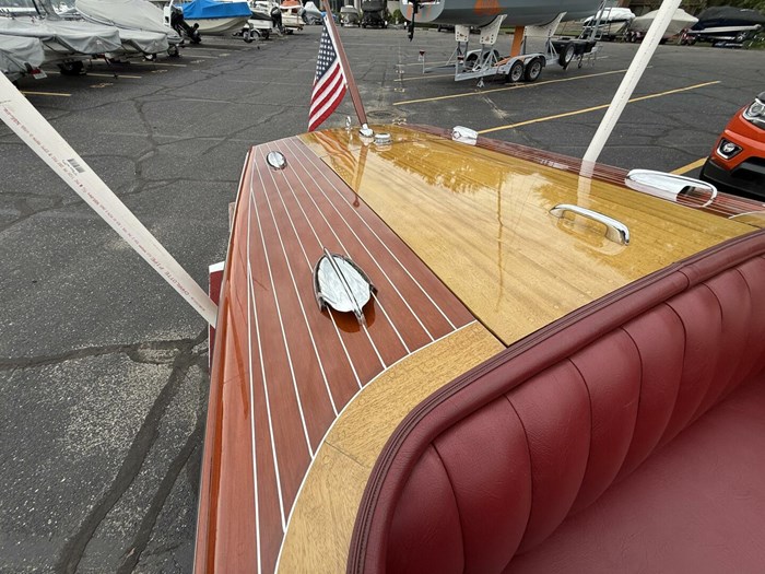 1951 Chris-Craft Riviera Photo 38 sur 42