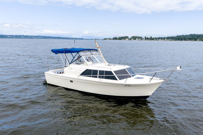 1969 Chris-Craft 27' Commander Photo 1 of 45