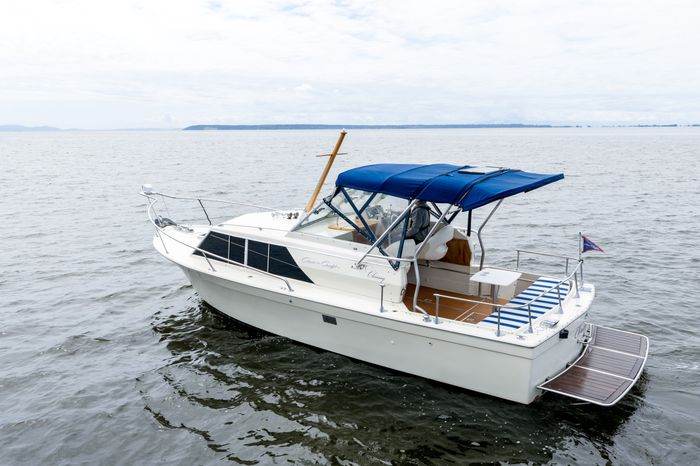 1969 Chris-Craft 27' Commander Photo 3 of 45