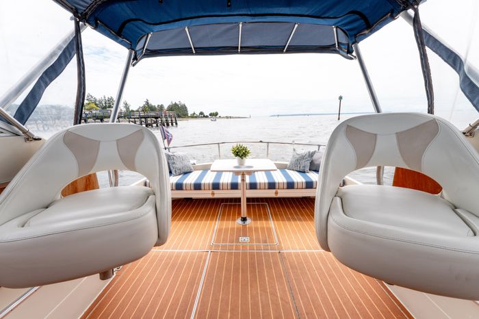 1969 Chris-Craft 27' Commander Photo 20 of 45