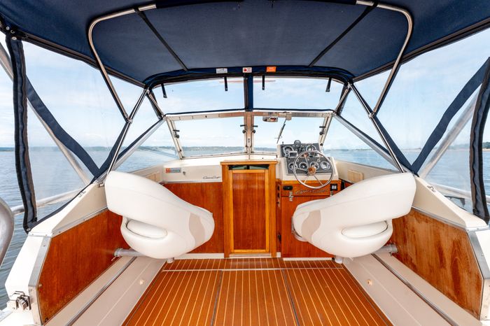 1969 Chris-Craft 27' Commander Photo 21 of 45