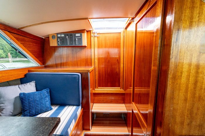 1969 Chris-Craft 27' Commander Photo 45 of 45