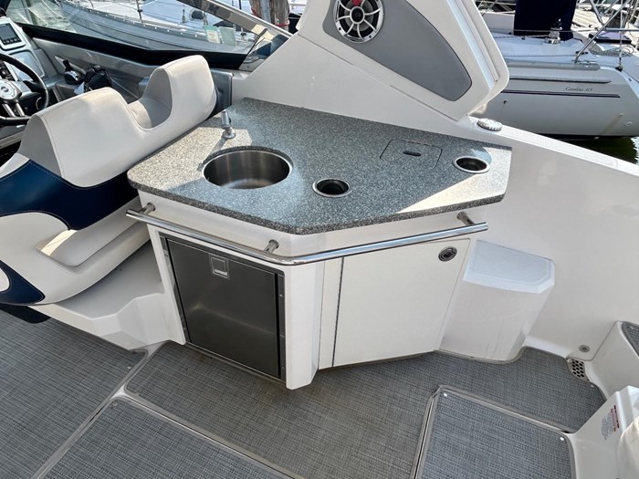 2012 Chaparral 327 SSX Photo 11 sur 25