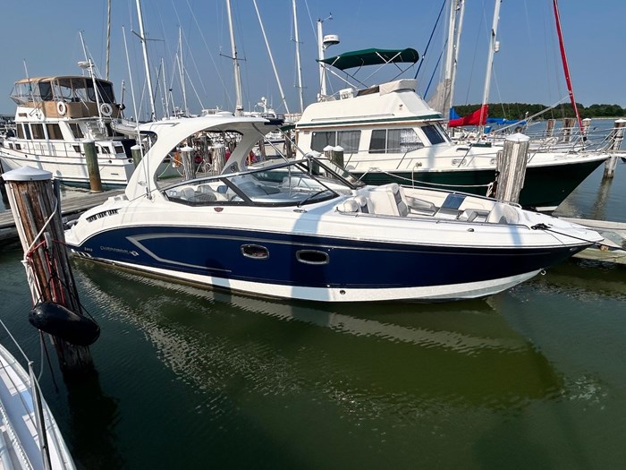 2012 Chaparral 327 SSX Photo 1 sur 25
