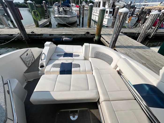 2012 Chaparral 327 SSX Photo 16 sur 25