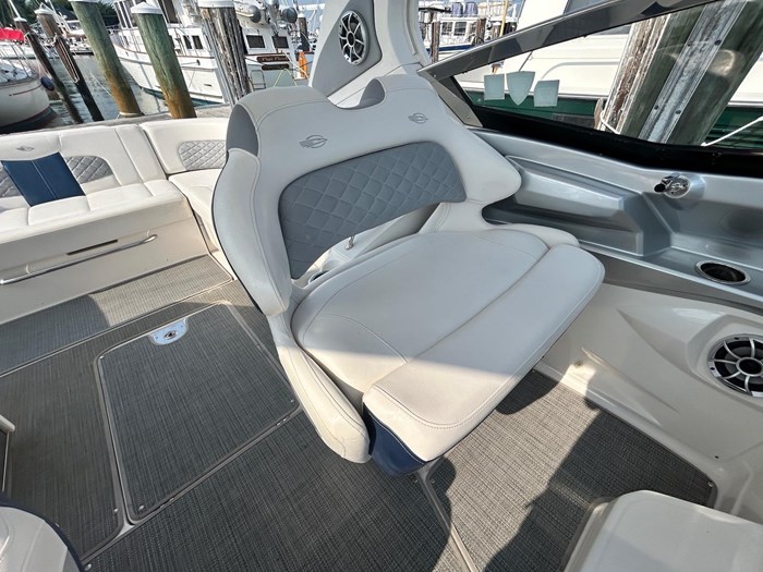 2012 Chaparral 327 SSX Photo 15 sur 25