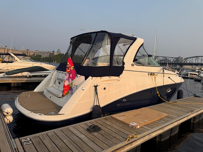 2008 Rinker 330 express cruiser Photo 3 of 21