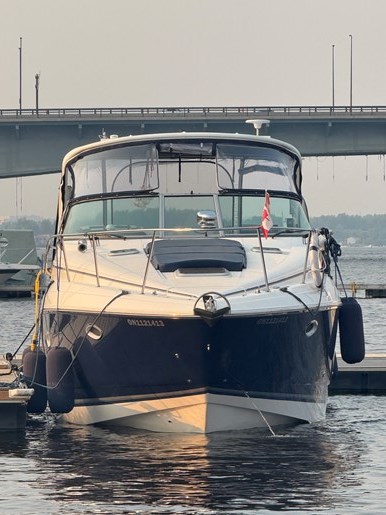 2008 Rinker 330 express cruiser Photo 1 of 21