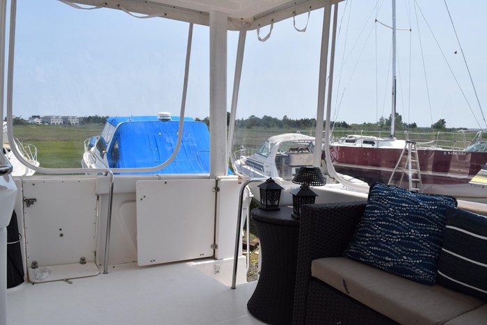 1998 Silverton 372 Motor Yacht Photo 7 sur 13