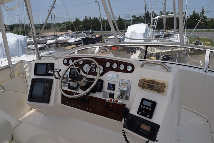 1998 Silverton 372 Motor Yacht Photo 10 sur 13