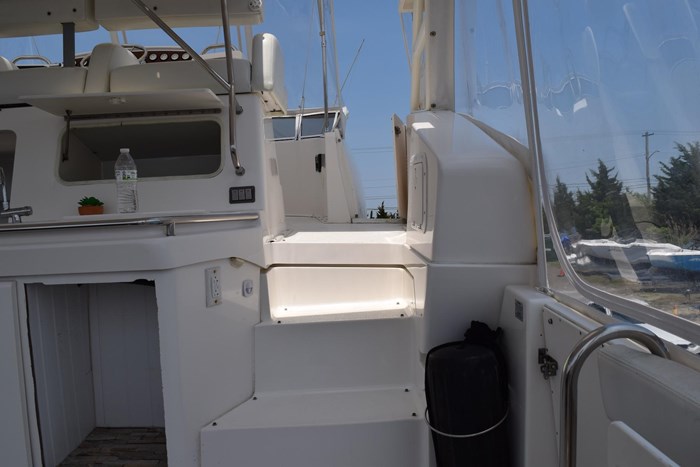 1998 Silverton 372 Motor Yacht Photo 8 sur 13