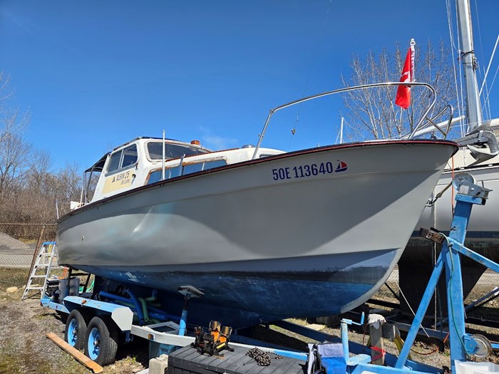 1978 Albin 25 deLuxe Photo 1 of 27