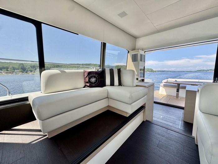 2023 Prestige 520 S Photo 51 sur 79