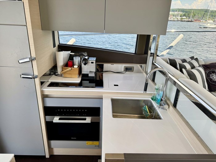2023 Prestige 520 S Photo 44 sur 79