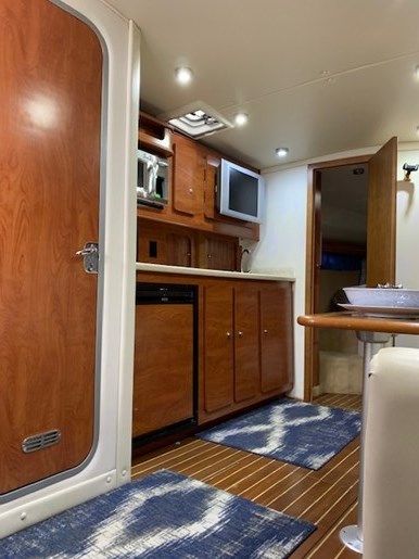 2007 Rinker 370 Express Photo 4 of 13