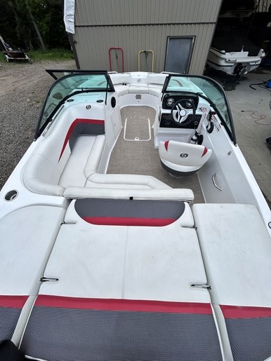 2018 Hurricane SD 187 Photo 5 of 8