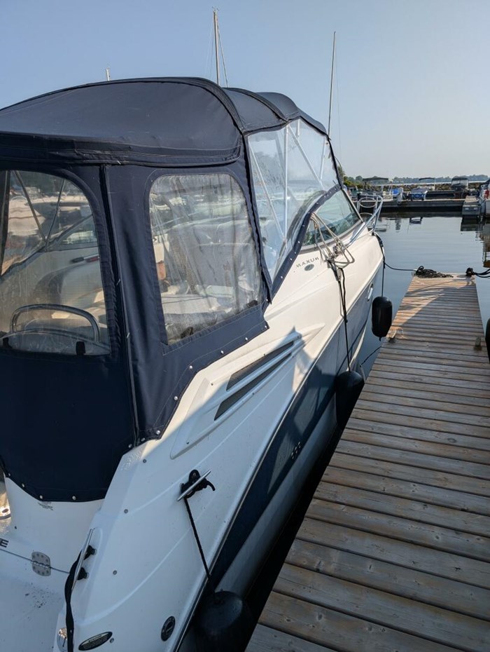 2007 Maxum 2600 SE Photo 3 sur 24