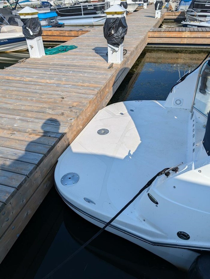 2007 Maxum 2600 SE Photo 6 sur 24