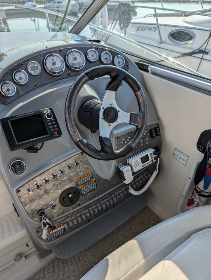 2007 Maxum 2600 SE Photo 12 sur 24