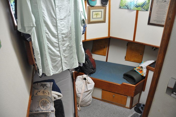 1999 Rodriquez 50 Pilothouse Photo 27 sur 34