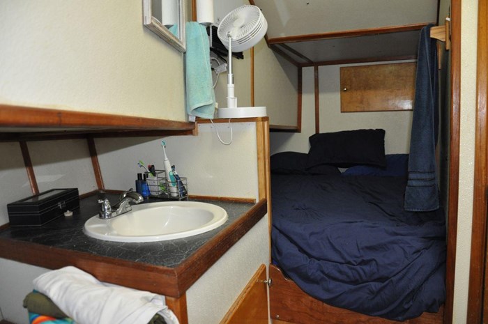 1999 Rodriquez 50 Pilothouse Photo 28 sur 34
