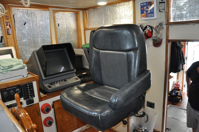 1999 Rodriquez 50 Pilothouse Photo 23 sur 34