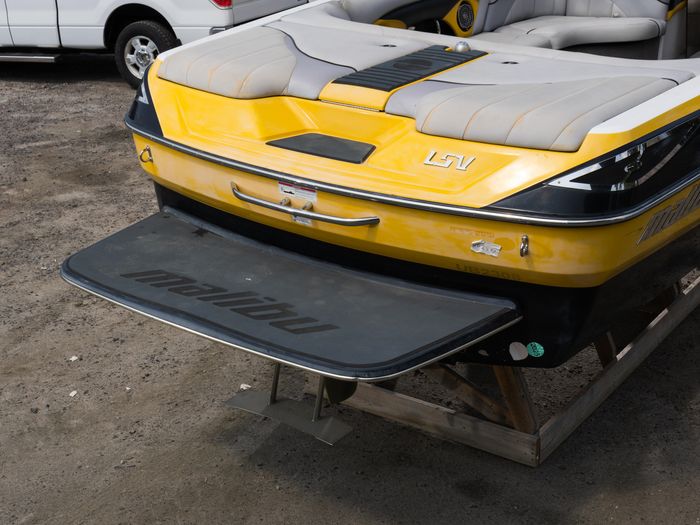 2009 Malibu 23 LSV Photo 19 of 20