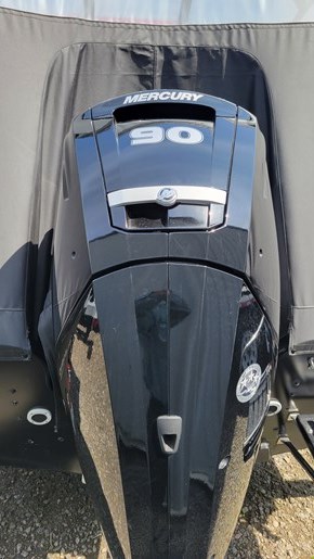 2022 LEGEND V17 Photo 6 of 9