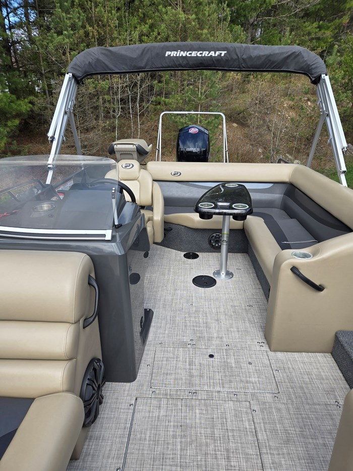 2019 Princecraft VENTURA 224 Photo 2 of 5