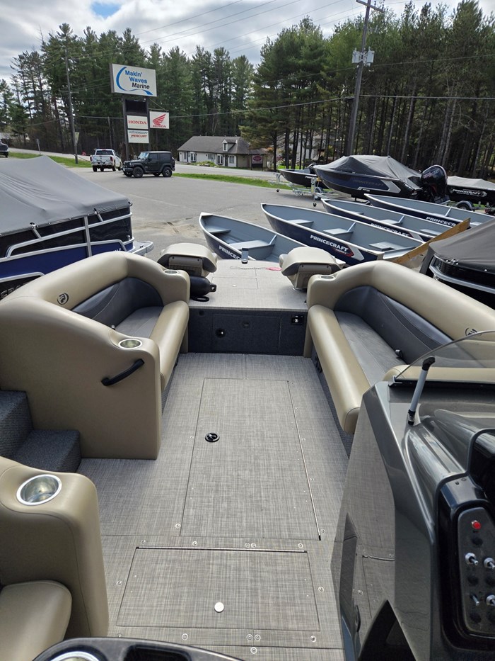 2019 Princecraft VENTURA 224 Photo 4 of 5